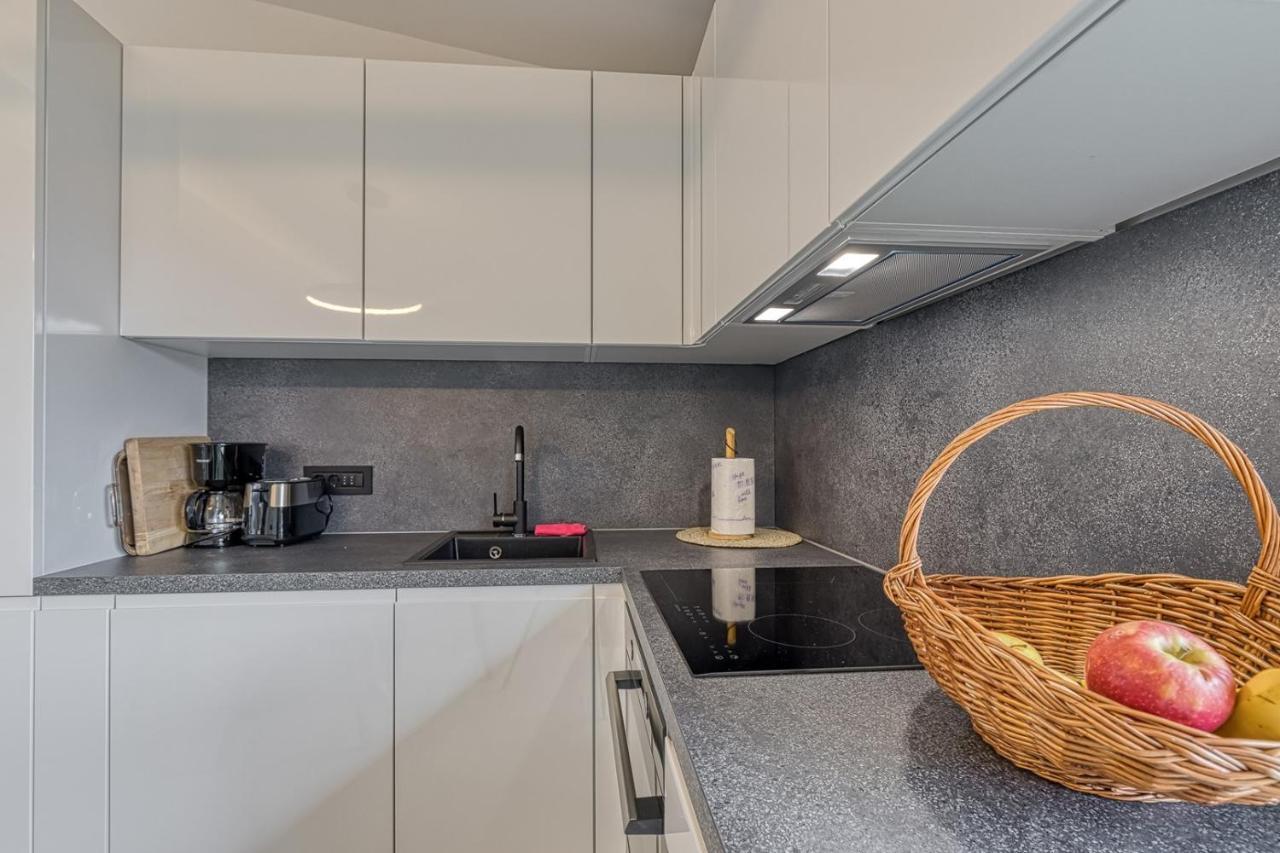 Kostabela - Sea View Apartment ริเยกา ภายนอก รูปภาพ